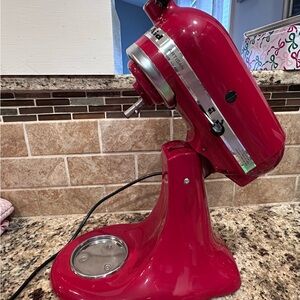 KitchenAid Artisan 5Q Red Stand Mixer
